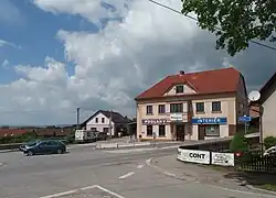 Kruhový objezd ve Vrchovinách