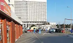 Vstup do Nemocnice Bohunice v Brně v době pandemie.