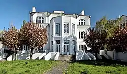 Vila stavitele Bedřicha Kovařovice v Praze pod Vyšehradem od Josefa Chochola, zahradní průčelí