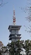 Pohled na horní část věže