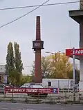 Vysočany, Kolbenova, komín továrny Praga.jpg