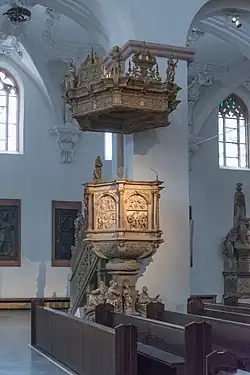 Kazatelna (Michael Kern, 1608–1610) se čtyřmi evangelisty