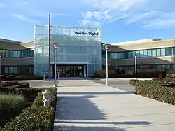 Hlavní sídlo firmy v Kalifornii