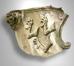 Barokní erb ze zámku Wolfsburg