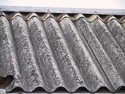 Vlnité vláknocementové desky (tzv. eternit)