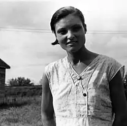 Neznámá žena v Delta Cooperative