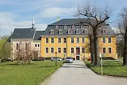 Zámek se zámeckou kaplí