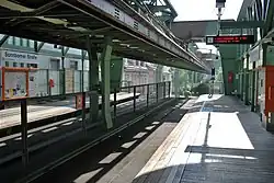 nástupiště stanice