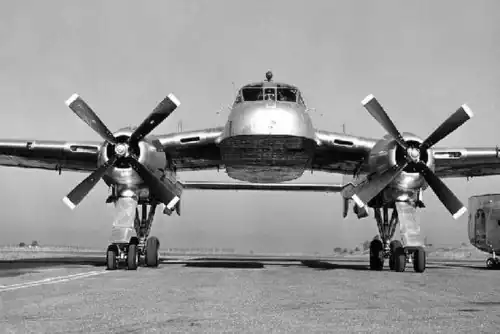 Fairchild XC-120 Packplane s čtyřnohým podvozkem