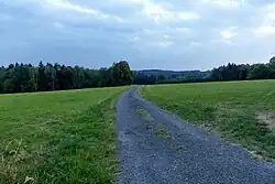 Místo bývalých Zábělců – středová silnice