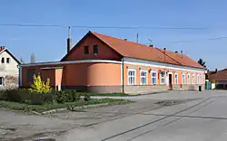 Záhornice u křižovatky na Chotěšice