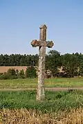 Kříž před vesnicí