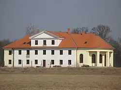 Zámeček Lány - západní pohled.jpg