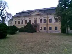 Zámek v Žádlovicích