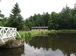 Panský mlýn z roku 1795 u zámeckého rybníka