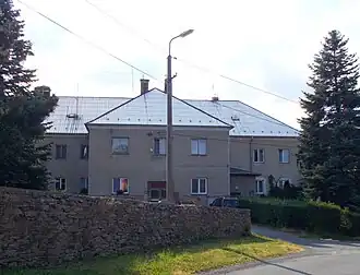 Zámek v Sosnové po necitlivé úpravě v roce 1975