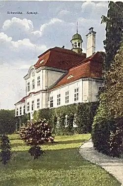 Svojkovský zámek na pohlednici z roku 1924