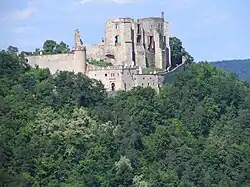 Zřícenina hradu Boskovice z Pilského údolí