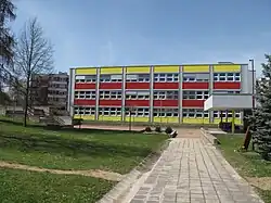 ZŠ Tomáše Šobra, boční pohled