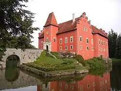 Zamek Červena Lhota.JPG