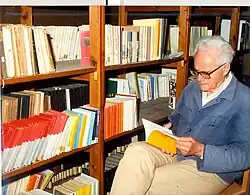 Zdeněk Šesták v lounském archivu v roce 1997