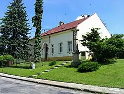 Budova bývalé školy v Těšánkách