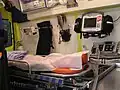Vnitřní zástavba jednoho ze sanitních vozidel dodaných v roce 2009