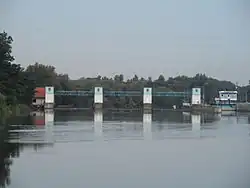 Zdymadlo Klavary: celkový pohled od Kolína