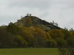 Vrch Zebín s kaplí sv. Maří Magdaleny na vrcholu
