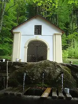 kaple svatého Jana Křtitele se studánkou
