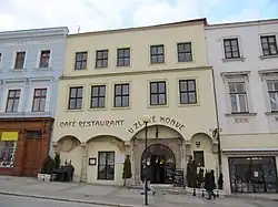 Znojmo, Masarykovo náměstí 9.jpg