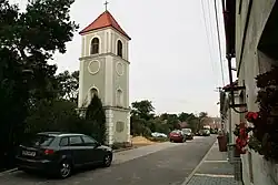 Hlavní ulice v Nesachlebech