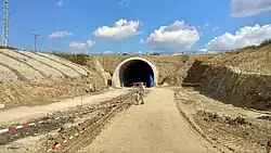 jižní portál tunelu během výstavby v roce 2021