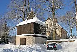 Zvonice u kostela Svaté Kunhuty v osadě Polom