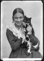 Ebon Strandin, tanečnice