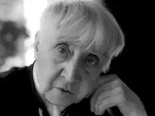 na snímku z roku 1974